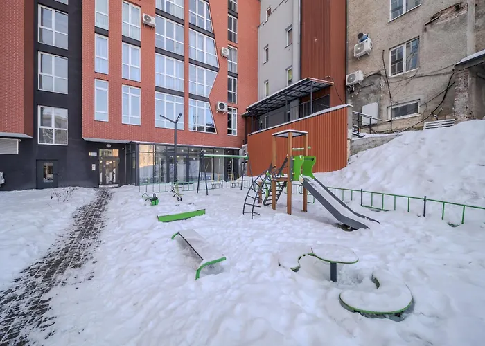 Osapart In A Complex Great Britain 2 * Lvov