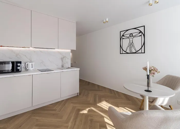 Osapart In A Complex Great Britain 2 * Lemberg